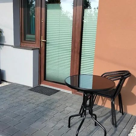 Turkusowe Laki 4c-2 Lägenhet Mosty (Puck)